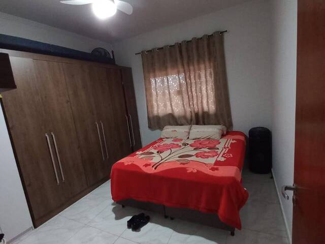 #220 - Casa para Venda em Carlópolis - PR