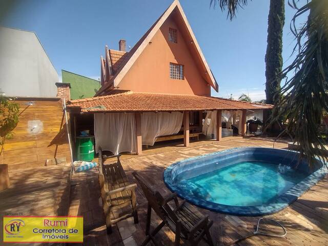 #425 - Casa para Venda em Carlópolis - PR - 2