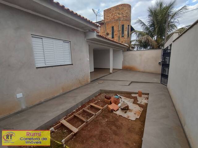 #431 - Casa para Venda em Carlópolis - PR - 1