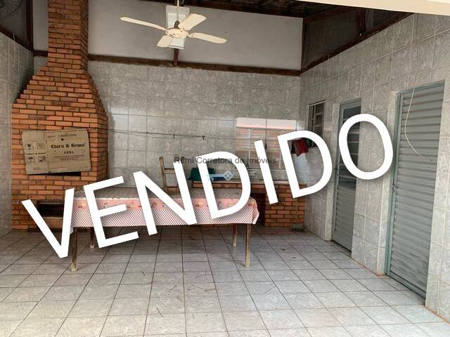 #323 - Casa para Venda em Carlópolis - PR - 2