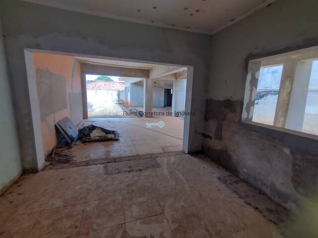 #473 - Casa para Venda em Carlópolis - PR - 2